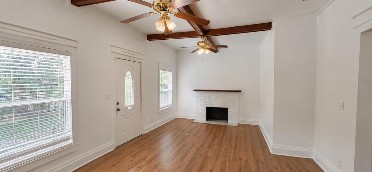 8211 10TH STREET — photo 2 of 25