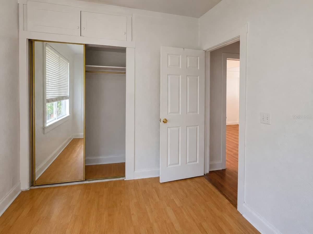 8211 10TH STREET — photo 8 of 25