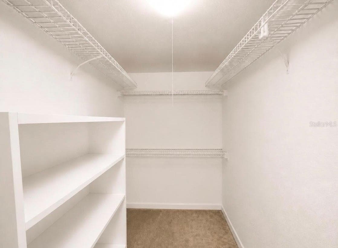 561 ASTORIA DRIVE — photo 16 of 37
