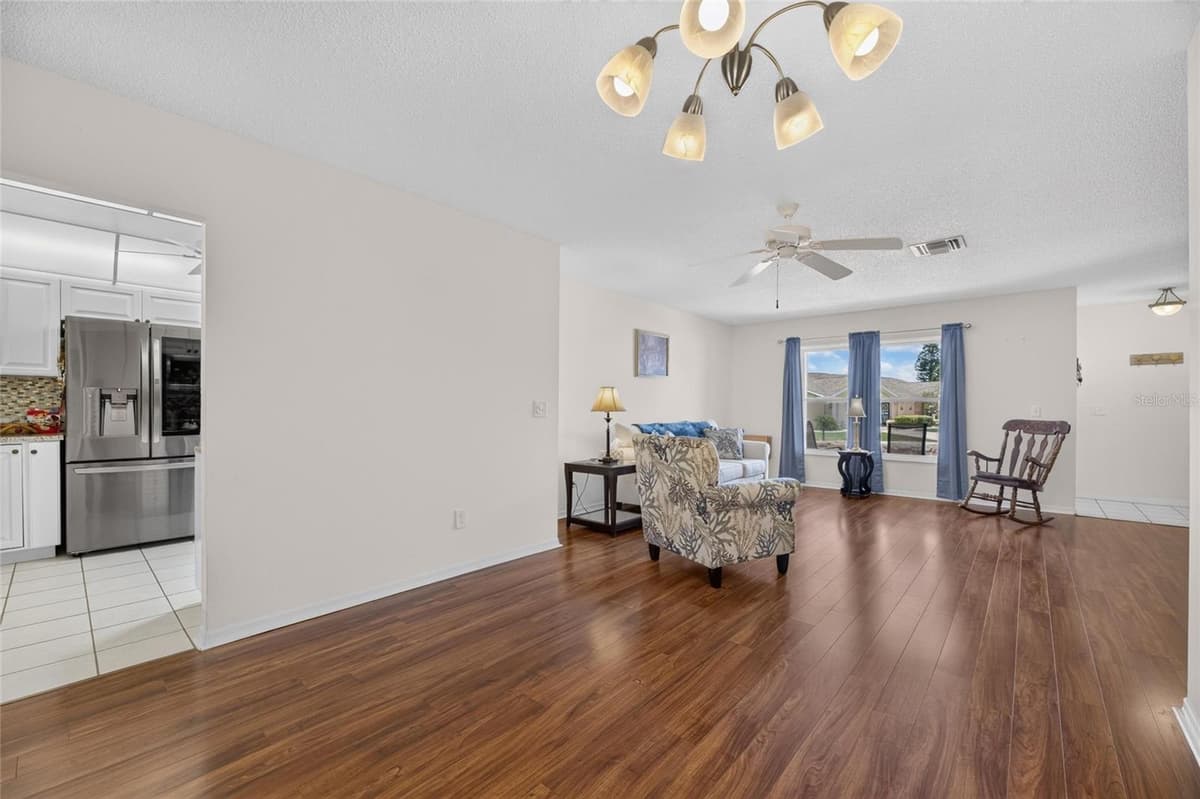 907 BLUEWATER DRIVE — photo 11 of 36