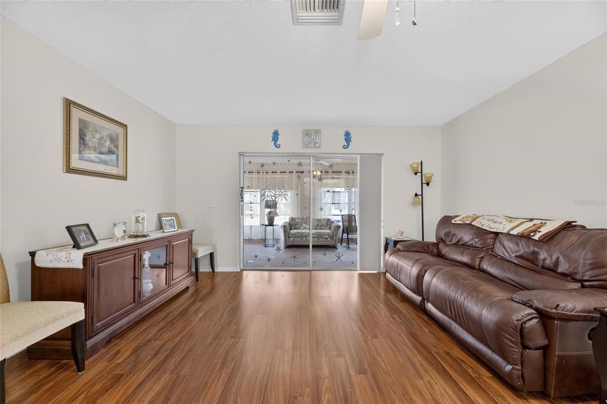 907 BLUEWATER DRIVE — photo 20 of 36
