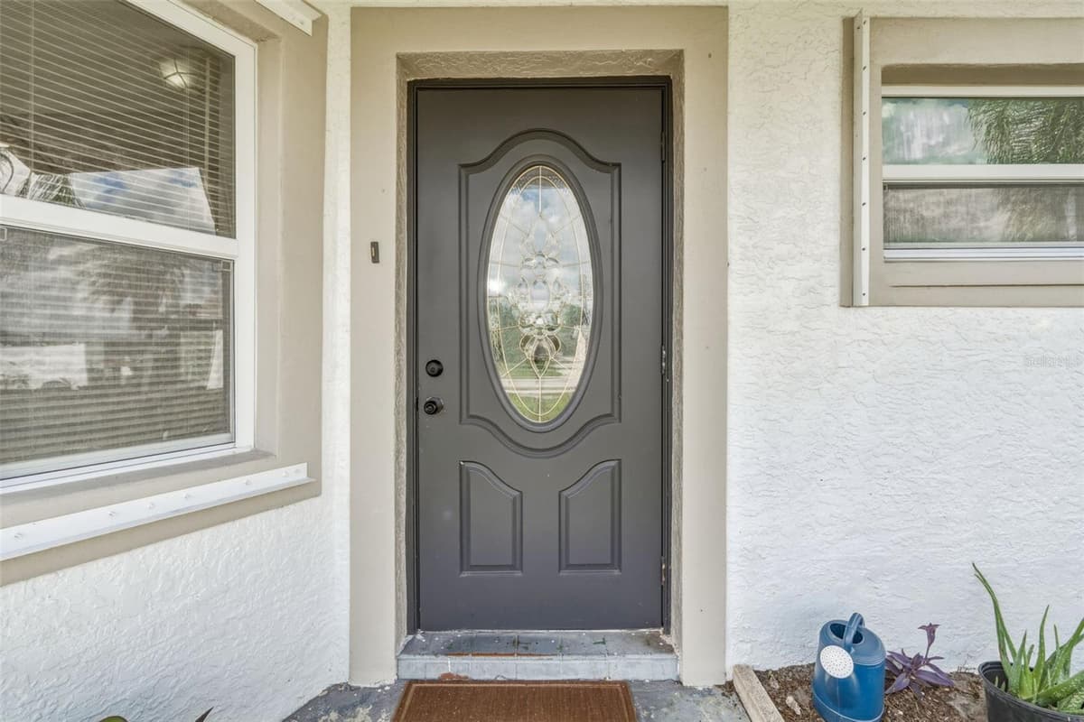 18186 IRIS ROAD — photo 4 of 33
