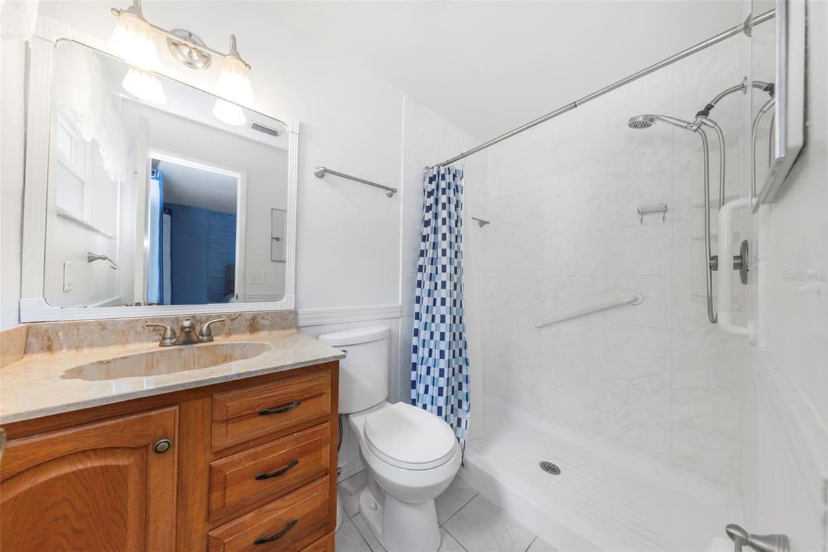 9237 AMAZON DRIVE — photo 8 of 29