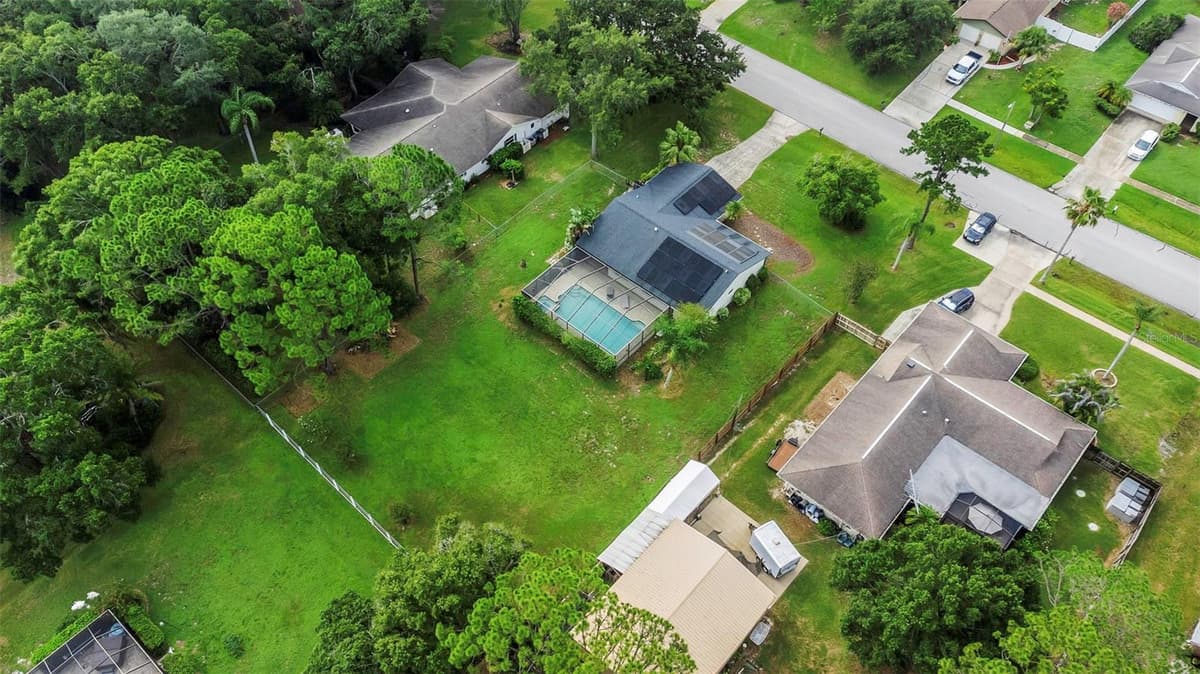 9237 AMAZON DRIVE — photo 25 of 29