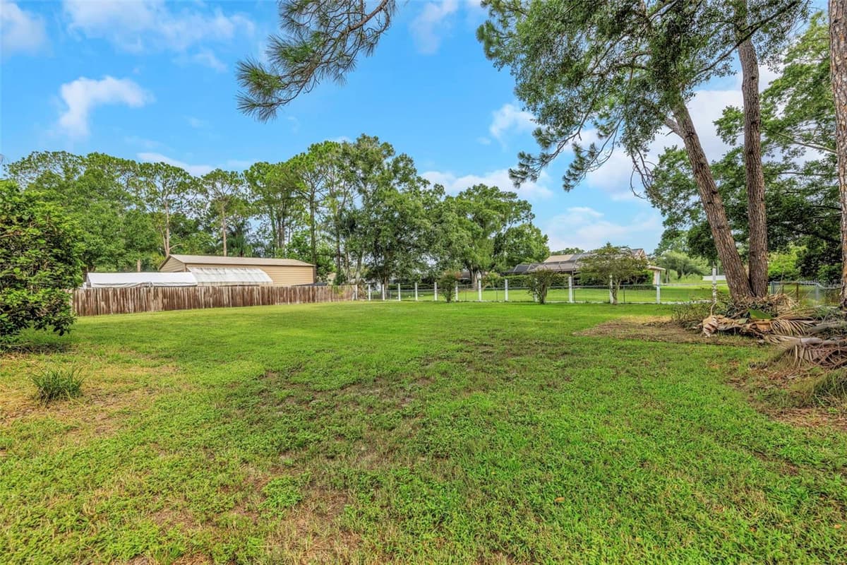 9237 AMAZON DRIVE — photo 23 of 29