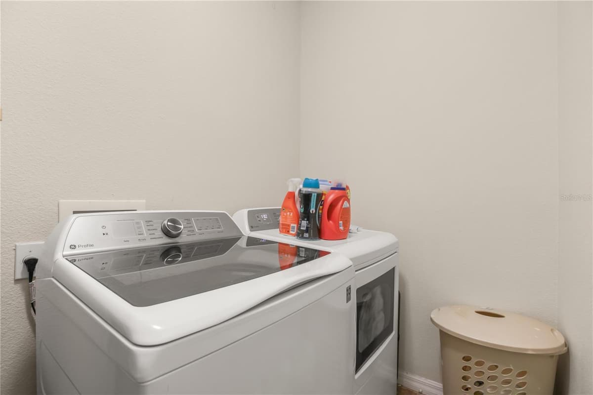 3141 SUN LAKE COURT — photo 25 of 26