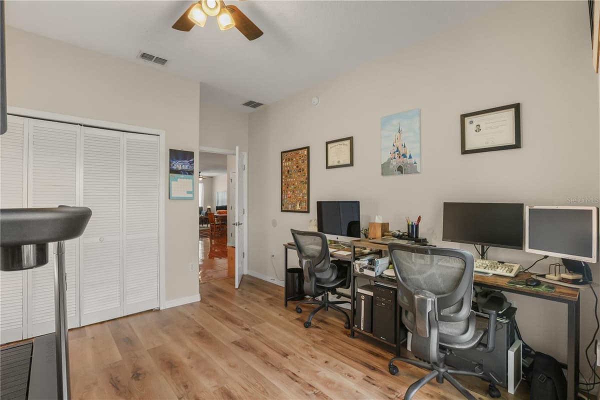 3141 SUN LAKE COURT — photo 18 of 26