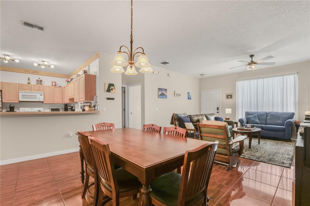 3141 SUN LAKE COURT — photo 7 of 26