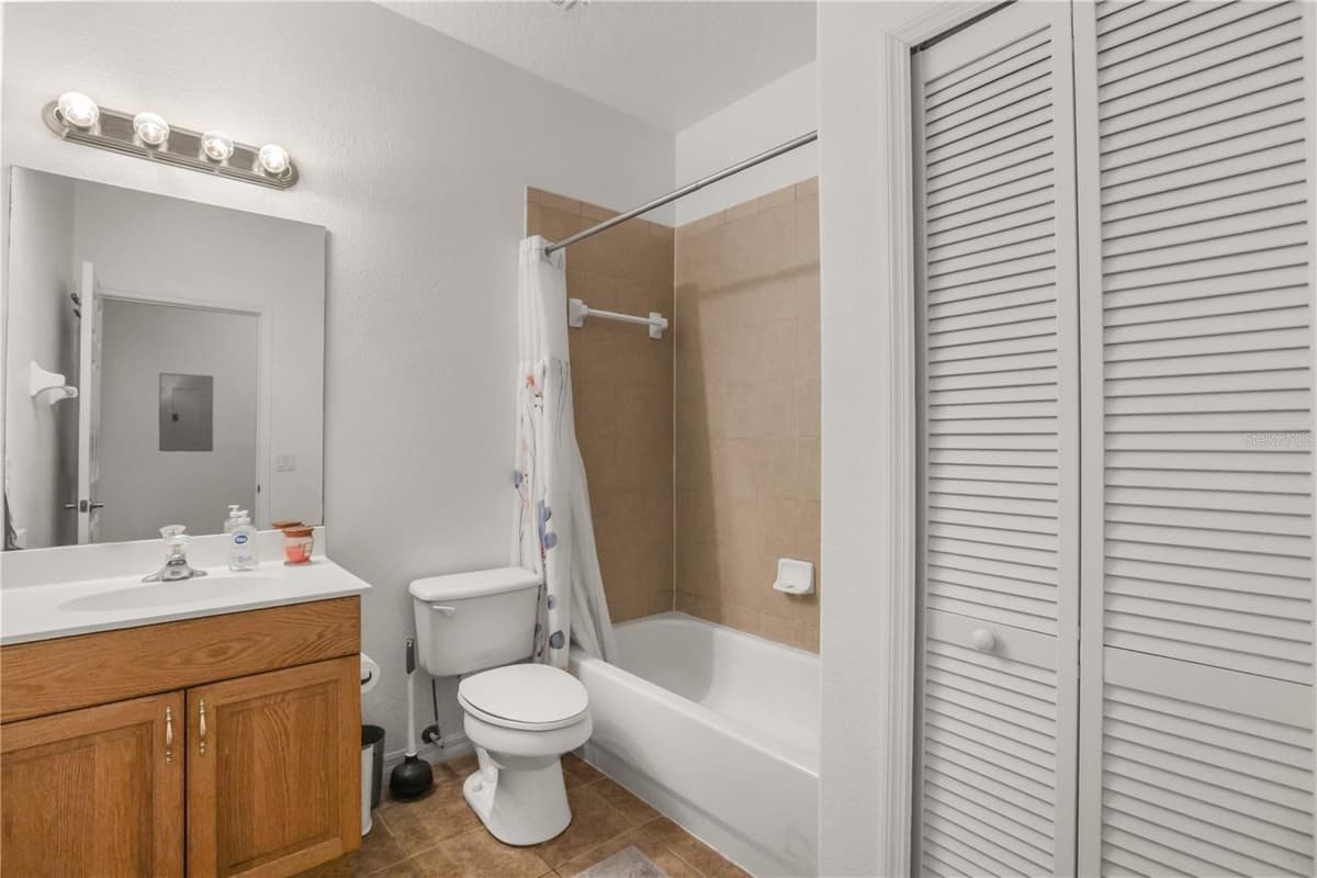 3141 SUN LAKE COURT — photo 16 of 26