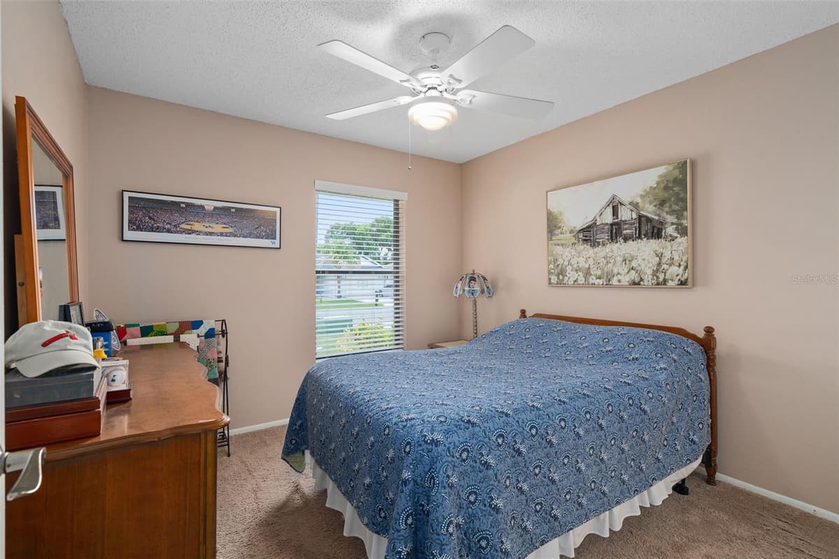 1047 HORNBEAM STREET — photo 14 of 24