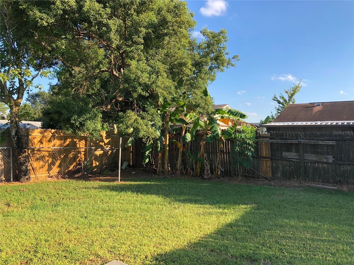 8106 WOODDUCK DRIVE — photo 19 of 20