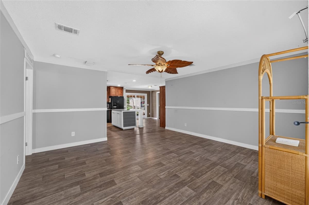 4830 121 AVENUE — photo 14 of 51