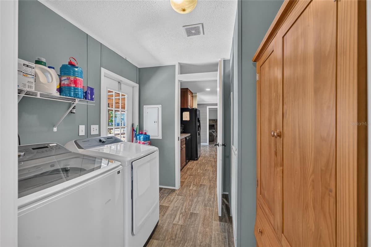 4830 121 AVENUE — photo 17 of 51