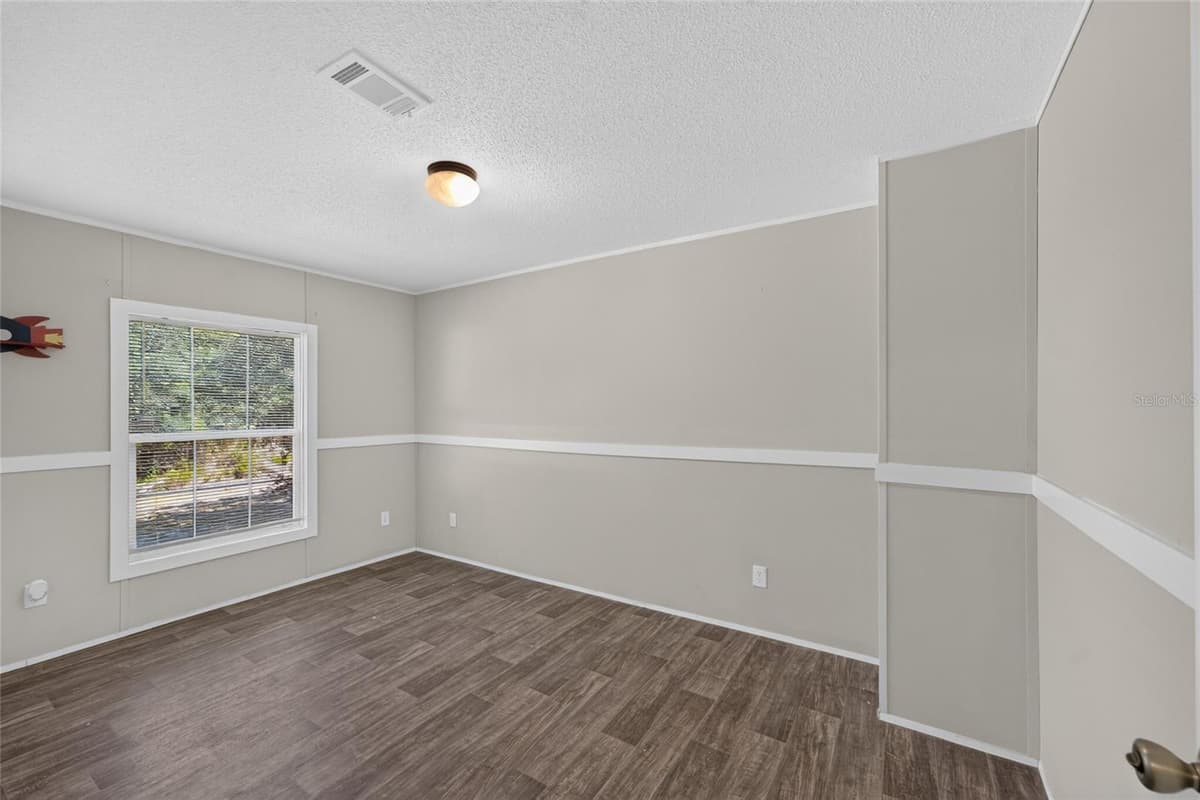 4830 121 AVENUE — photo 15 of 51