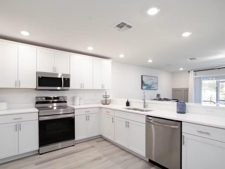 394 CHESAPEAKE DRIVE — photo 5 of 8