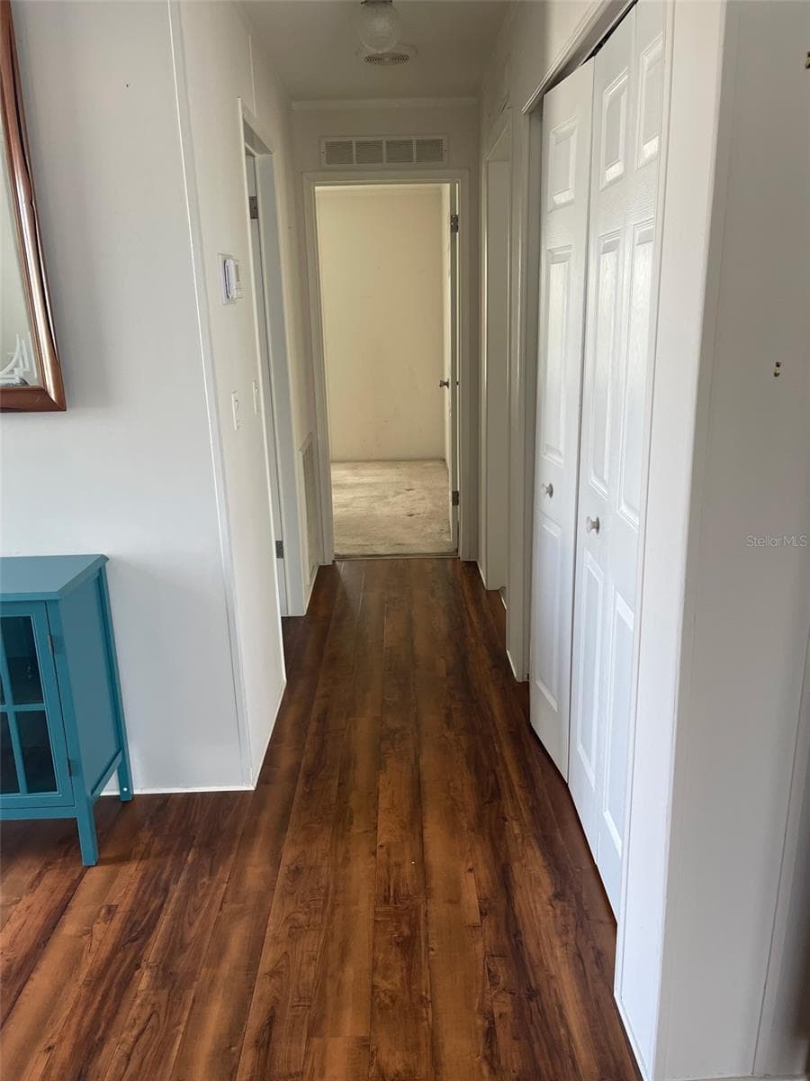 3301 DOREEN DRIVE — photo 4 of 9