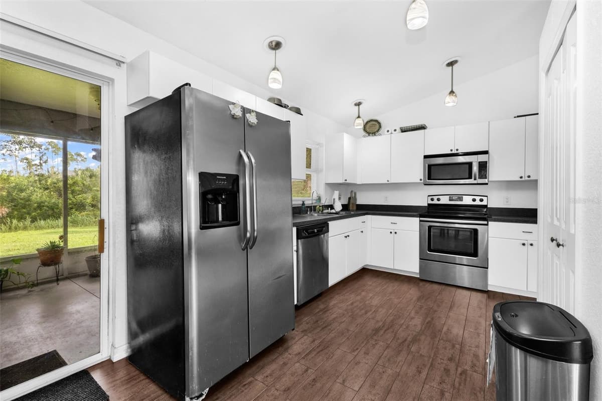 3237 CLEARFIELD STREET — photo 11 of 35