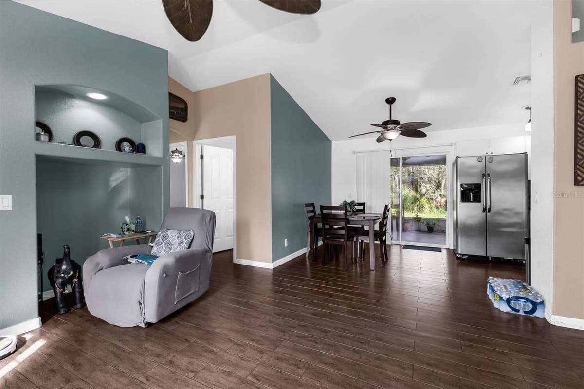 3237 CLEARFIELD STREET — photo 8 of 35