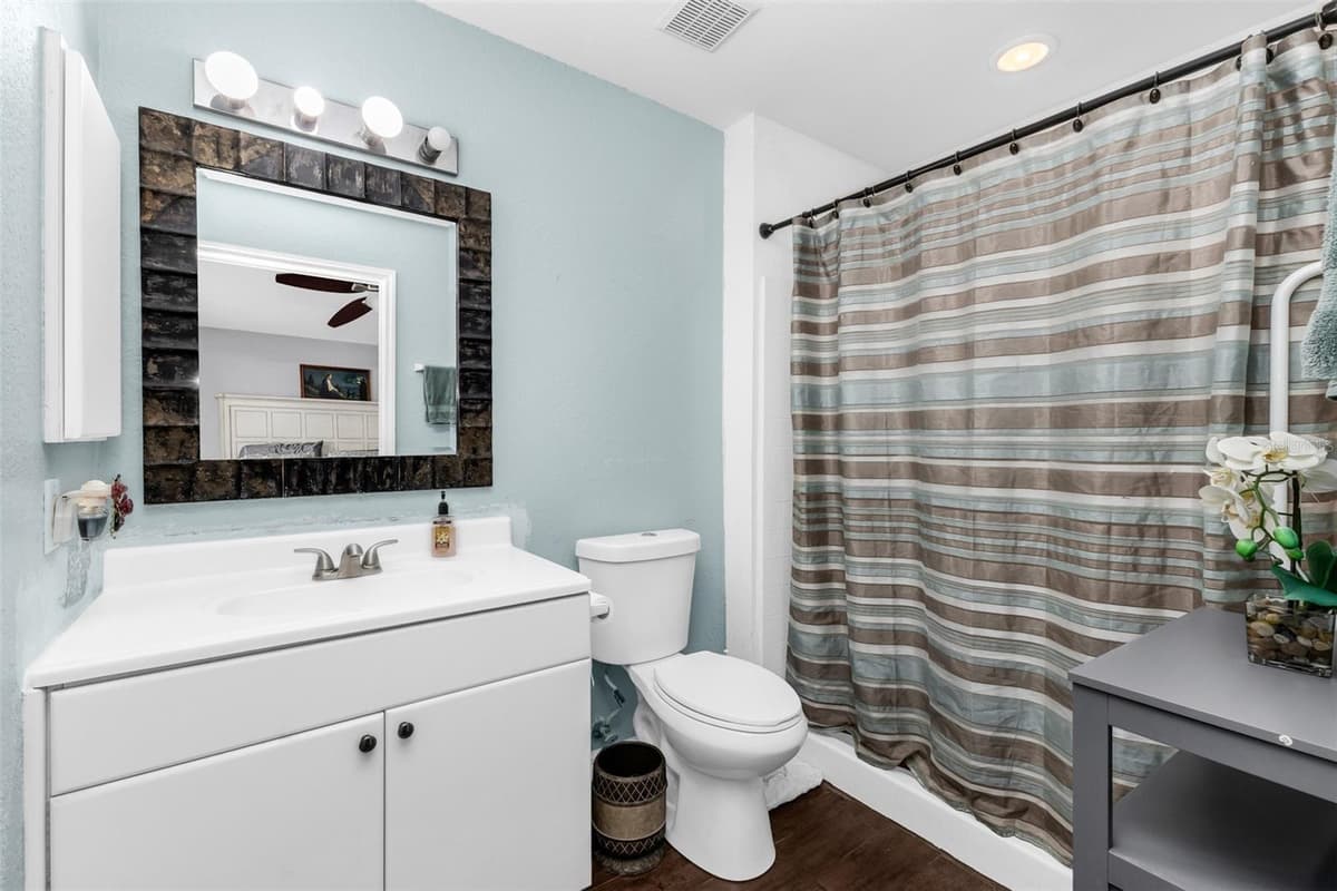 3237 CLEARFIELD STREET — photo 18 of 35