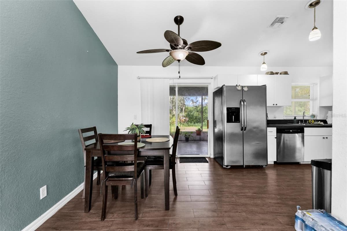 3237 CLEARFIELD STREET — photo 9 of 35