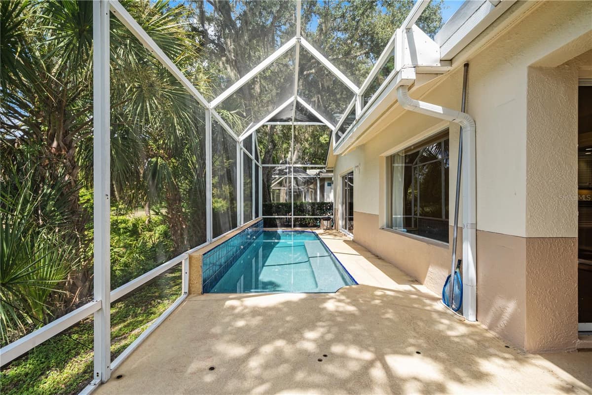 6005 FAIRWAY PALMS COURT — photo 46 of 58