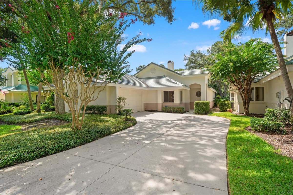 6005 FAIRWAY PALMS COURT — photo 4 of 58