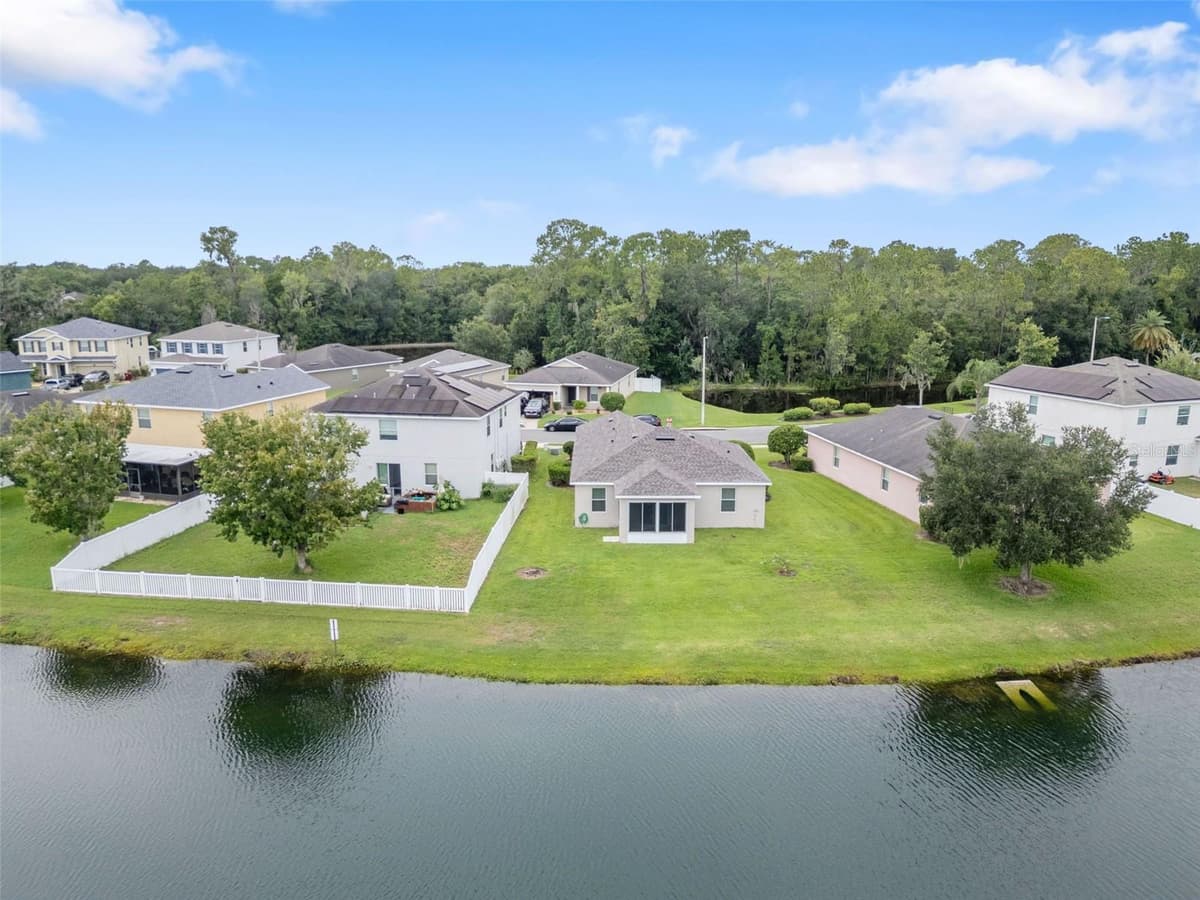 2616 WALDEN WOODS DRIVE — photo 42 of 55