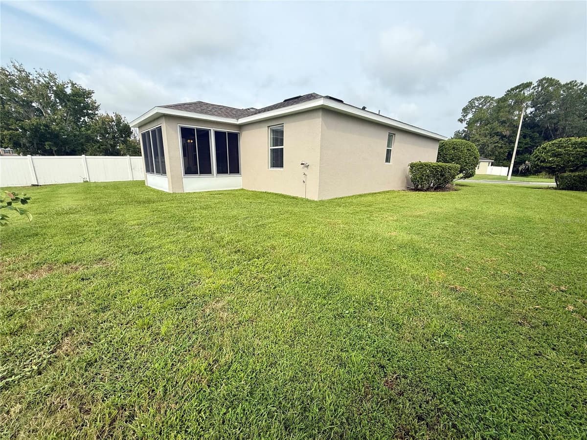 2616 WALDEN WOODS DRIVE — photo 44 of 55