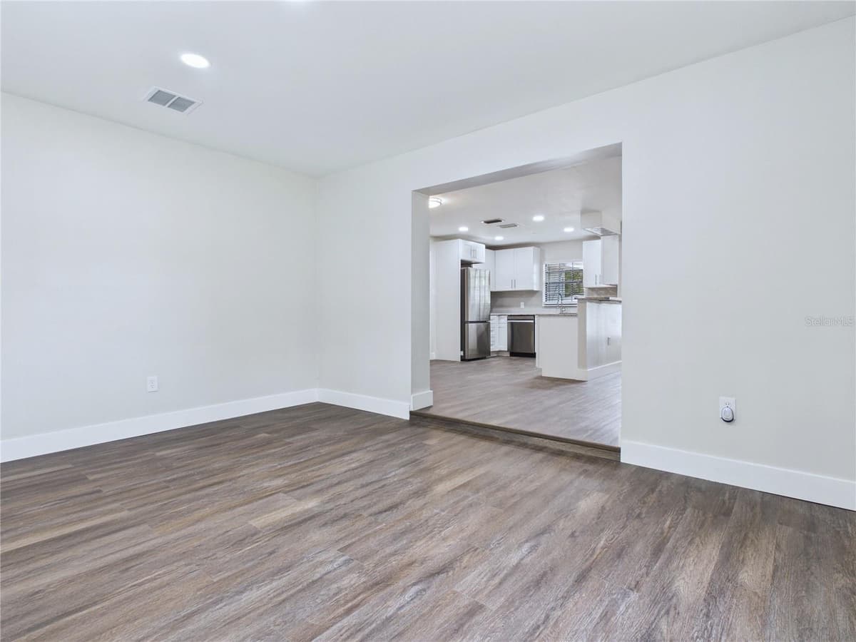 457 WATER ROAD — photo 7 of 21