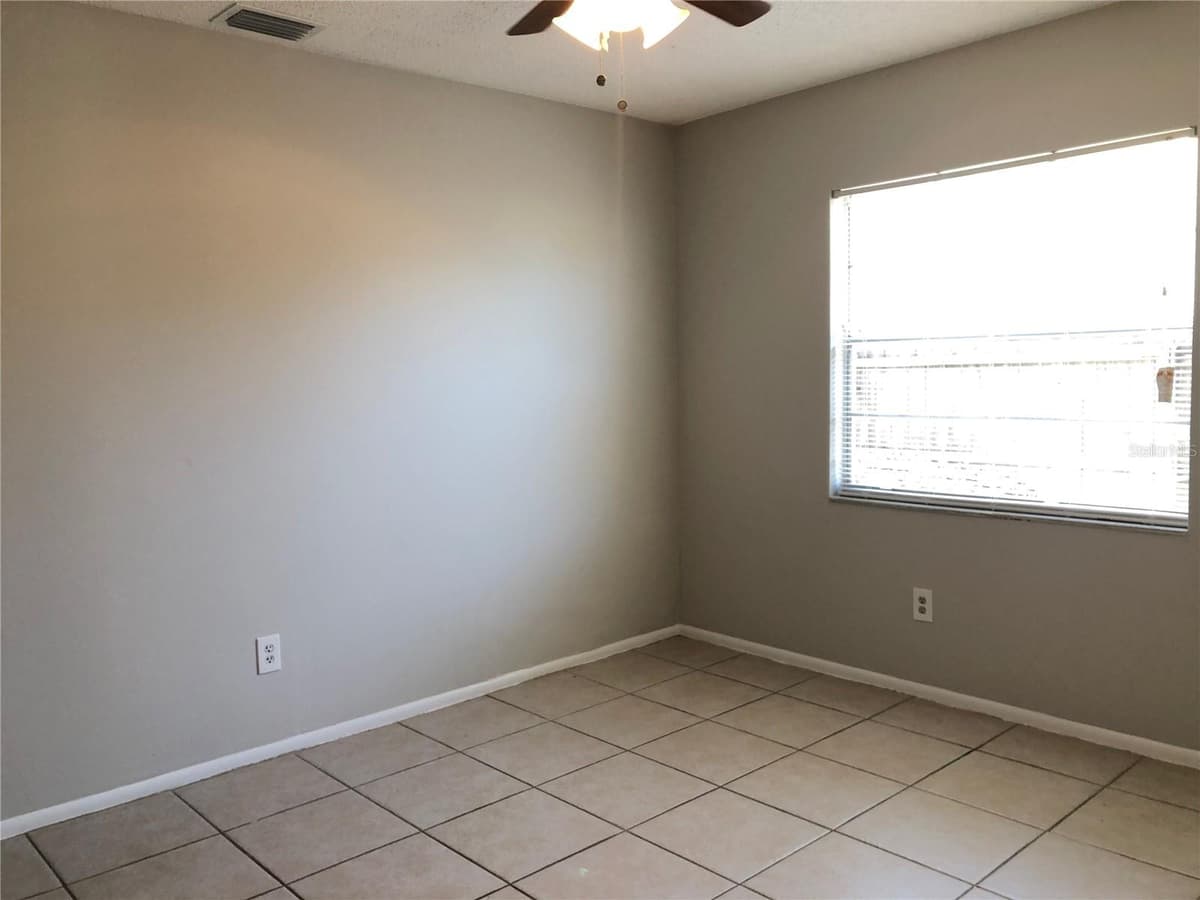 8104 WOODDUCK DRIVE — photo 5 of 18