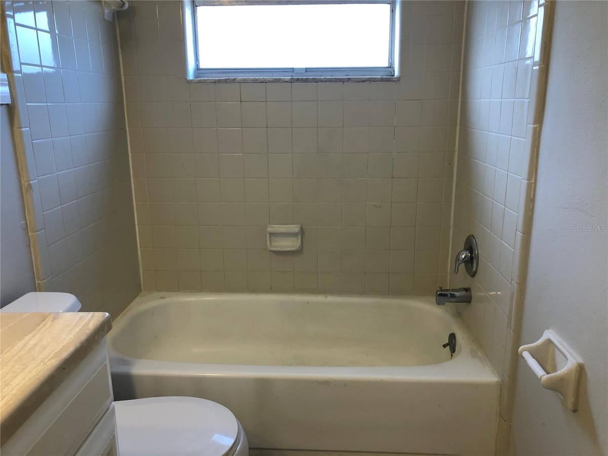 8104 WOODDUCK DRIVE — photo 13 of 18