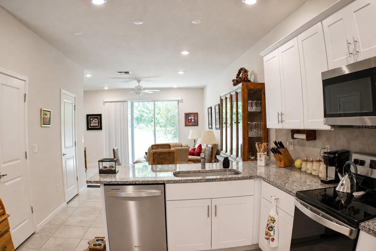 19657 SHADY OAK DRIVE — photo 6 of 20