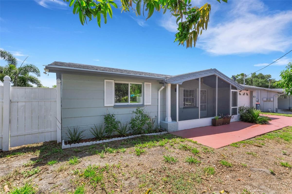 1240 TRUNKFISH DRIVE — photo 4 of 32