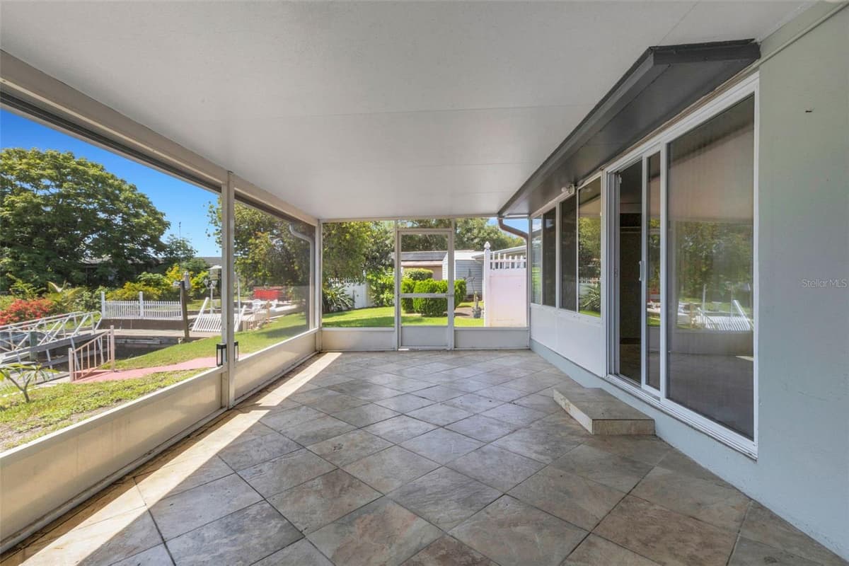 1240 TRUNKFISH DRIVE — photo 8 of 32
