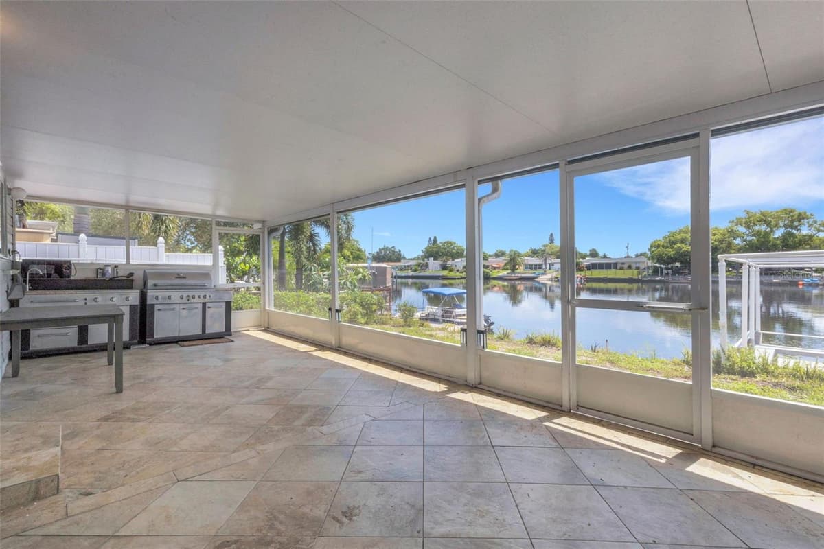 1240 TRUNKFISH DRIVE — photo 6 of 32