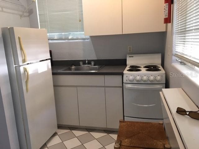 501 AMELIA STREET — photo 17 of 18