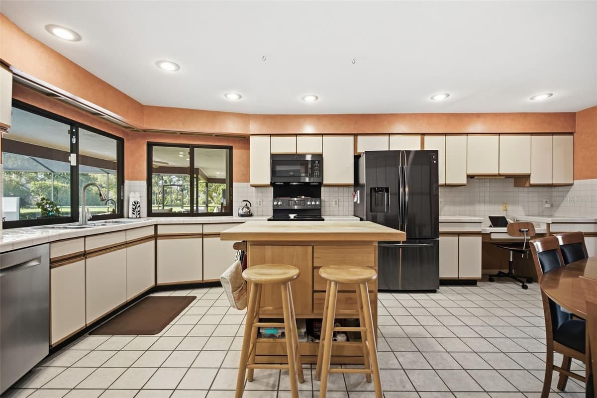 13707 ATTLEY PLACE — photo 14 of 30