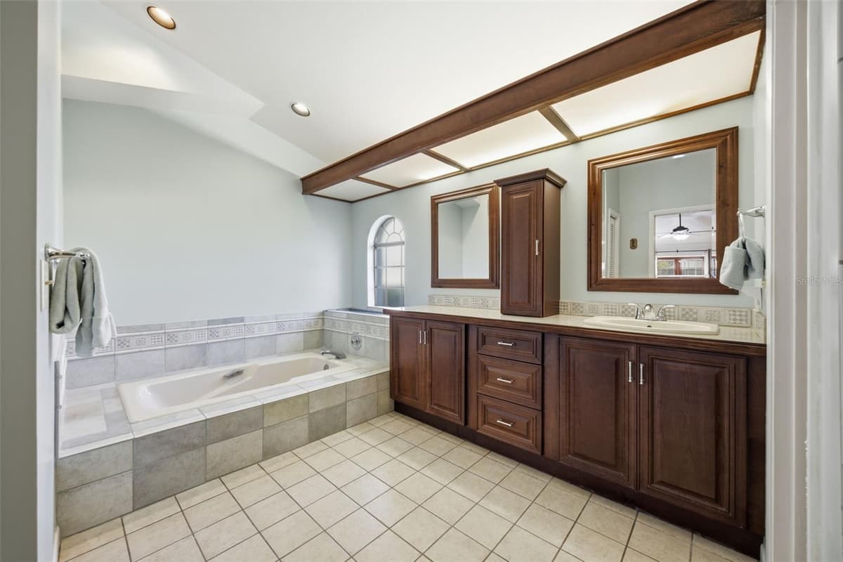 13707 ATTLEY PLACE — photo 11 of 30