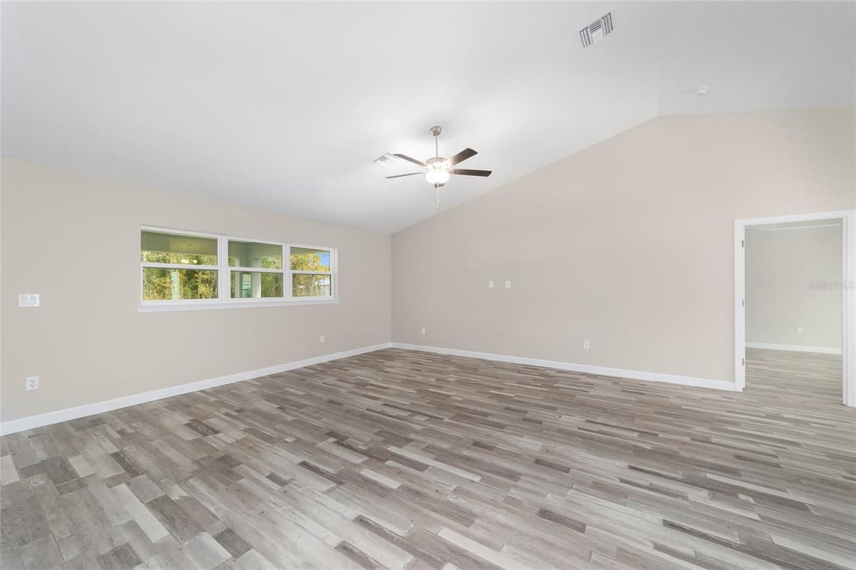 4190 98TH STREET — photo 13 of 43