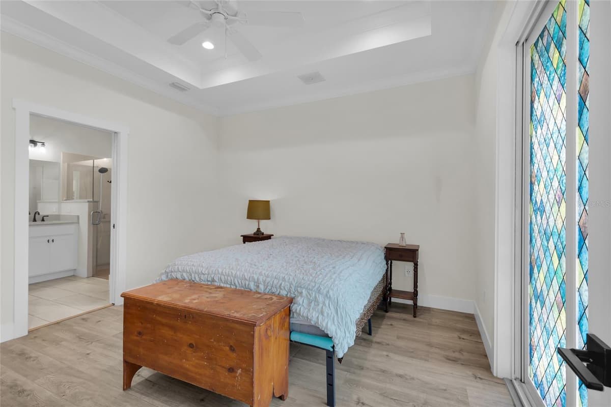 12039 LAKESHORE WAY — photo 16 of 39