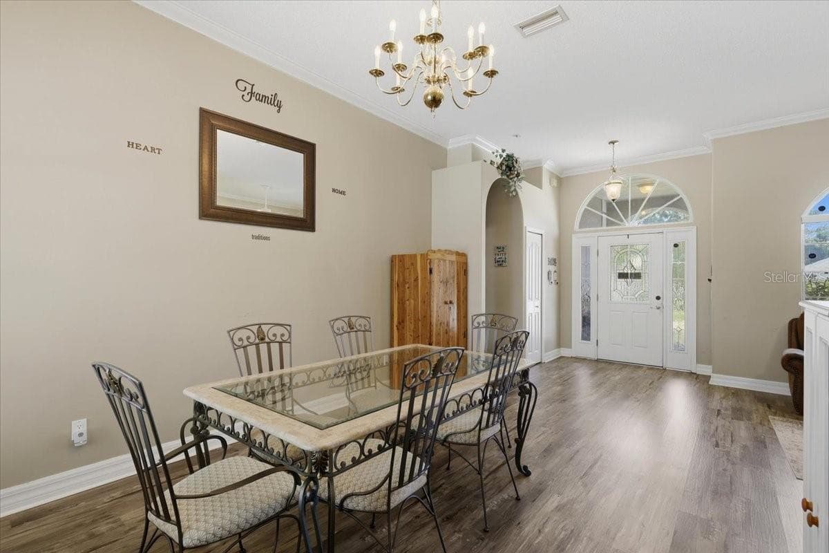 56 WESTBURY LANE — photo 8 of 64