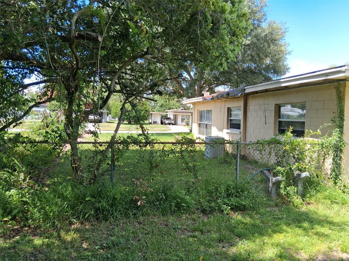 1208 BEATRICE DRIVE — photo 27 of 29