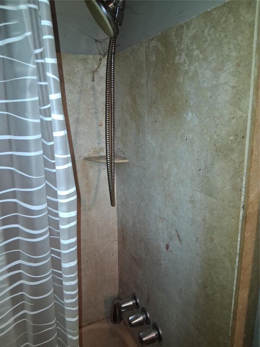 1208 BEATRICE DRIVE — photo 22 of 29