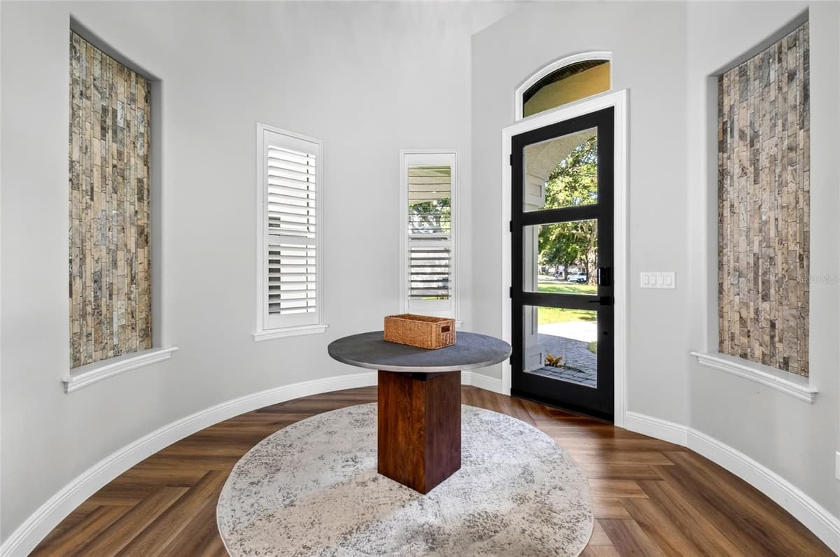 9904 BRENTFORD COURT — photo 5 of 73