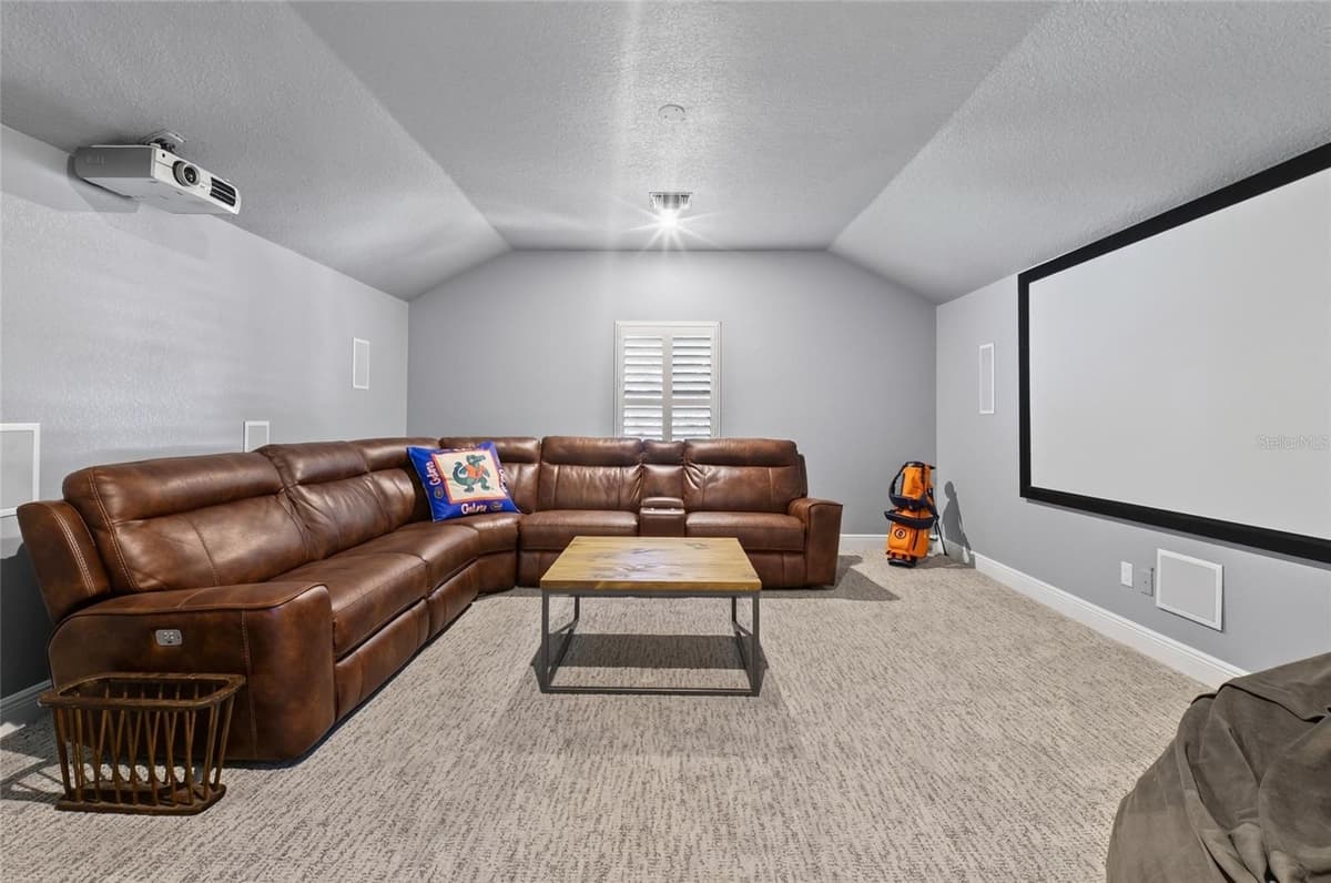 9904 BRENTFORD COURT — photo 30 of 73