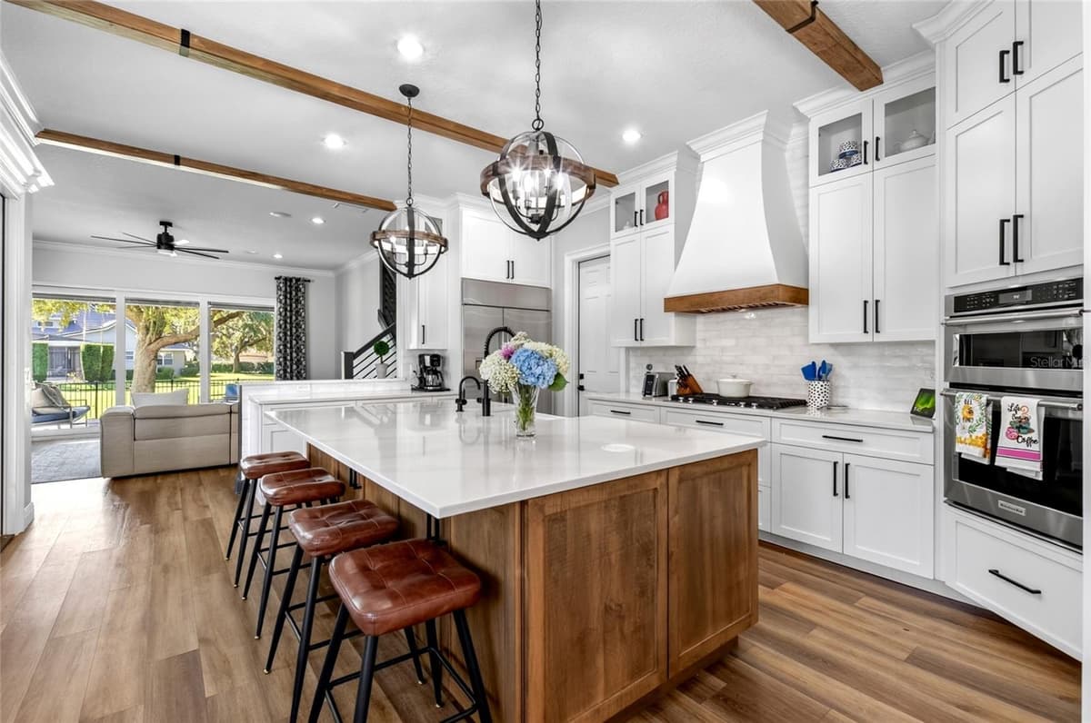 9904 BRENTFORD COURT — photo 9 of 73
