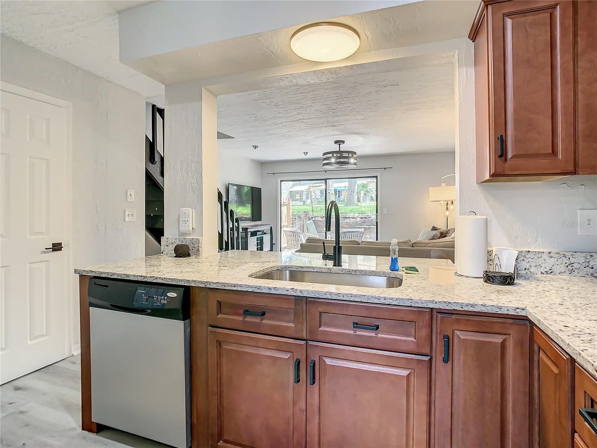 2403 BRIGADOON DRIVE — photo 19 of 59