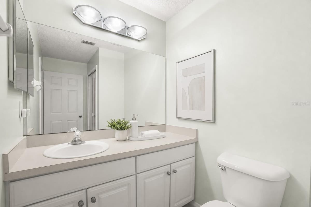 223 HERON STREET — photo 35 of 40