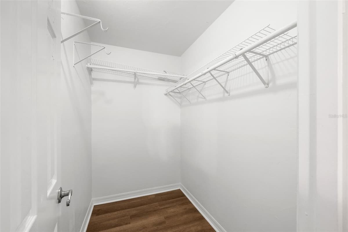 19947 245TH TERRACE — photo 14 of 29