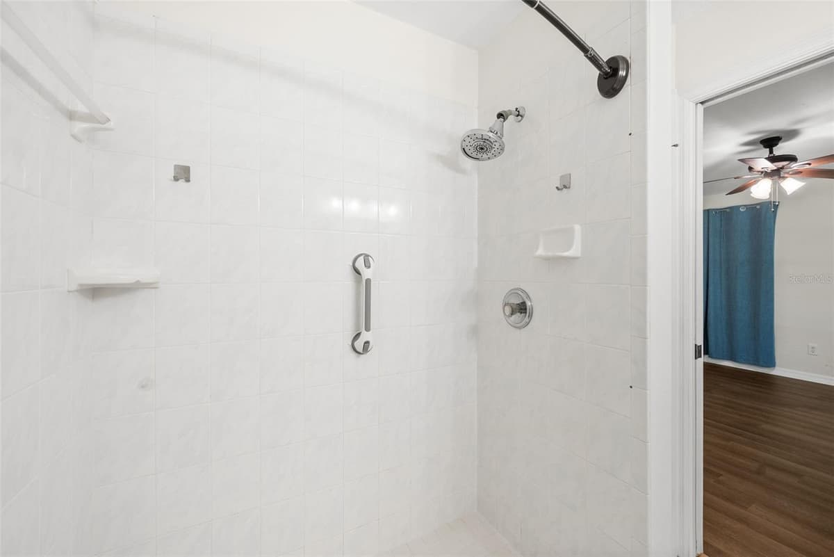 19947 245TH TERRACE — photo 16 of 29